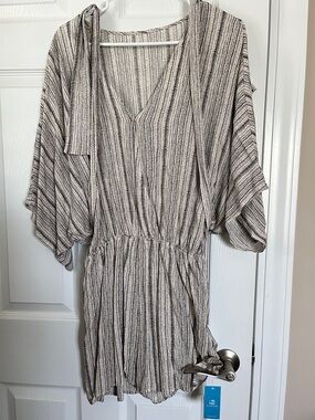 Cupshe Black and Cream Striped V-Neck Romper